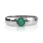 Emerald-engagement-ring-1.jpg