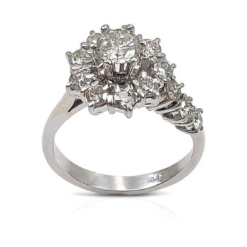 Diamond ring 108 carat ? Vintage engagement ring