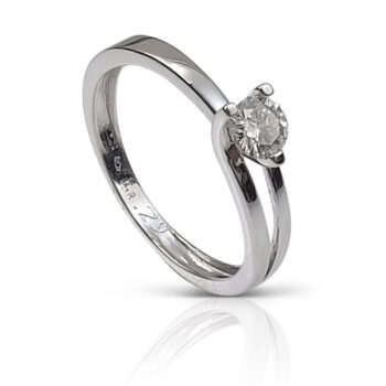 Natural diamond solitaire - 034 carat diamond engagement ring