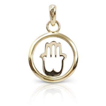 Hamsa pendant in a circle.