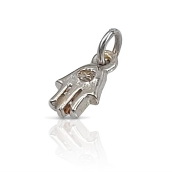 A particularly small Hamsa – gold baby Hamsa