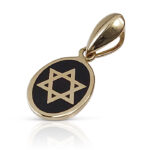 Star of David on black oval onyx