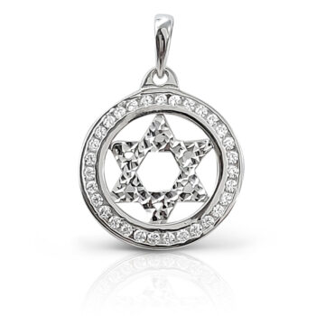 Star of David pendant in a circle